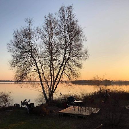 Le Gite Du Lac A La Tortue Herouxville 외부 사진
